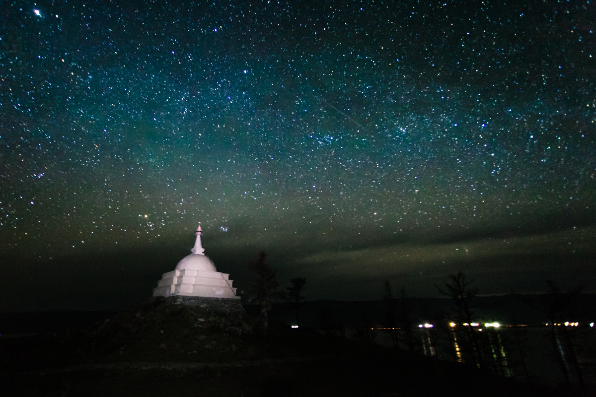 Ночь на  острове Огой, фототуры на Байкал